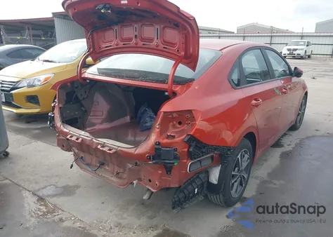 2022 Kia Forte Lxs z USA, uszkodzony, nr VIN 3KPF24AD2NE416353